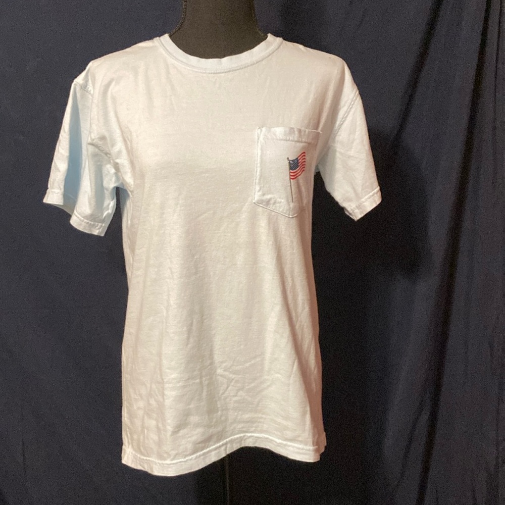 NWT, Men's, Baby Blue short sleeve graphic T-Shirt with American Flag on Pocket!